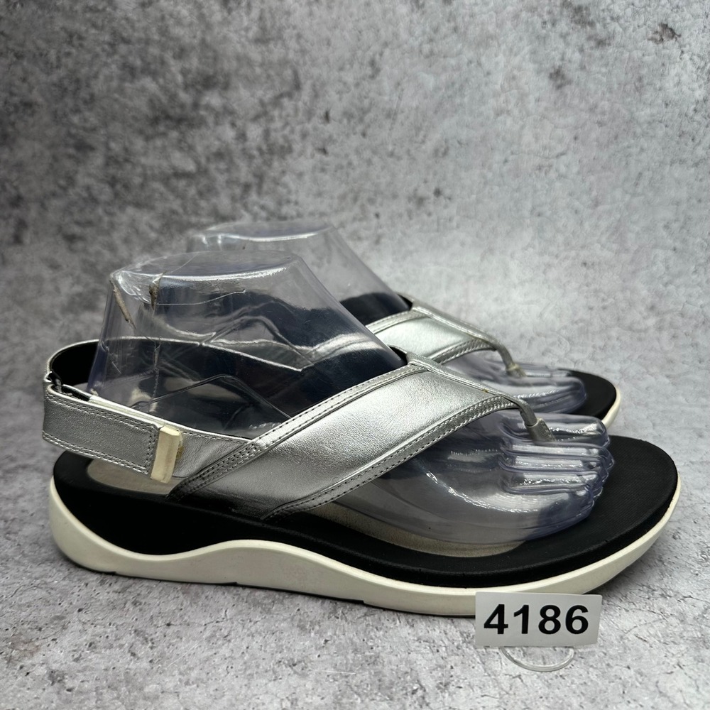 Clarks Caval Kora Sandals Womens Size 8 Silver Leather Slingback Thong Platform